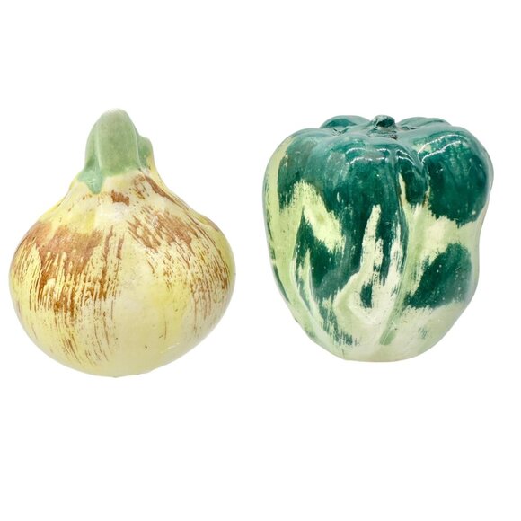 Vintage Ceramic Onion and Bell Pepper Salt And Pepper Shakers Unique - Picture 6 of 7